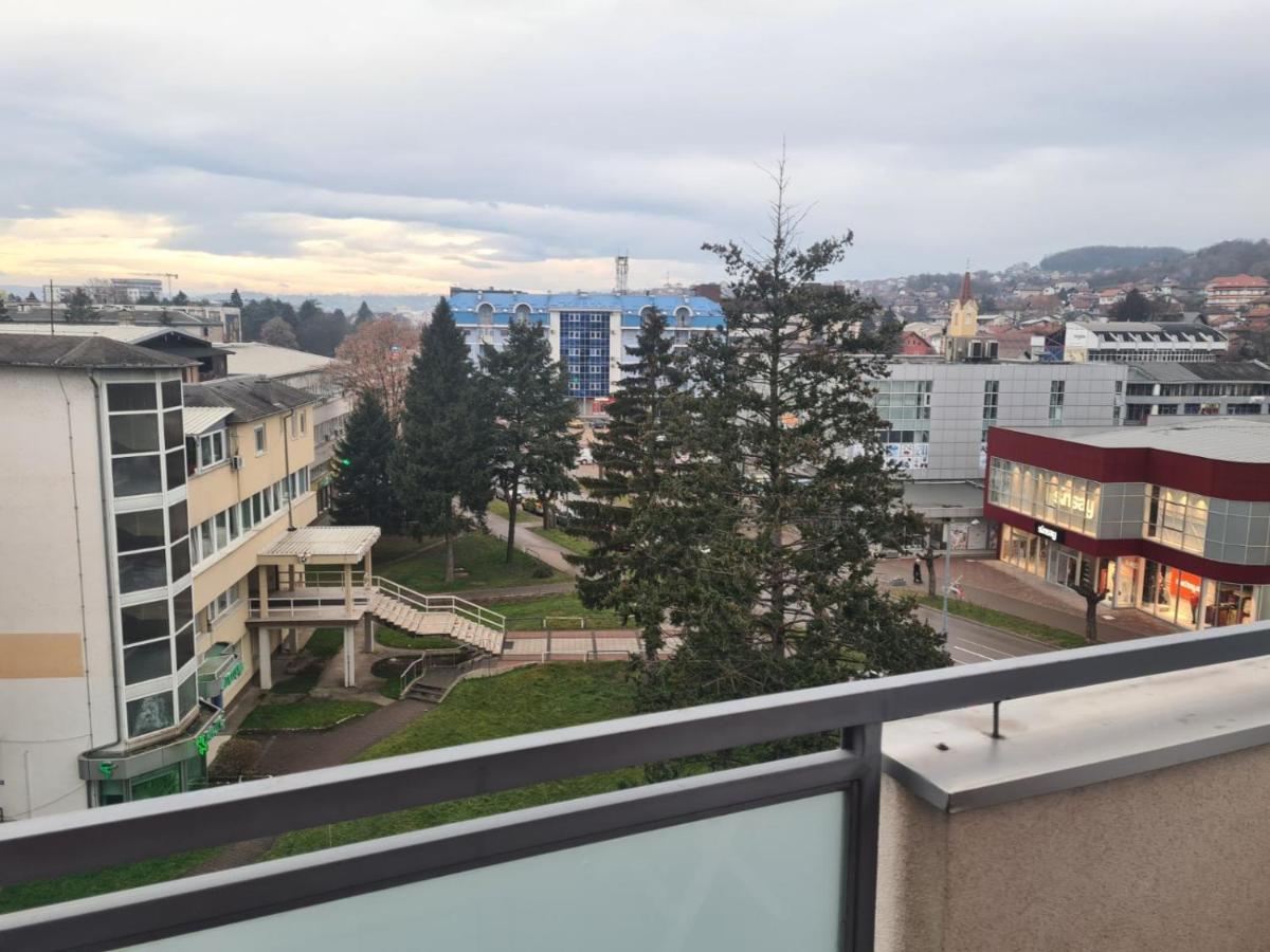 Apartman Bella Apartment Добой Екстериор снимка